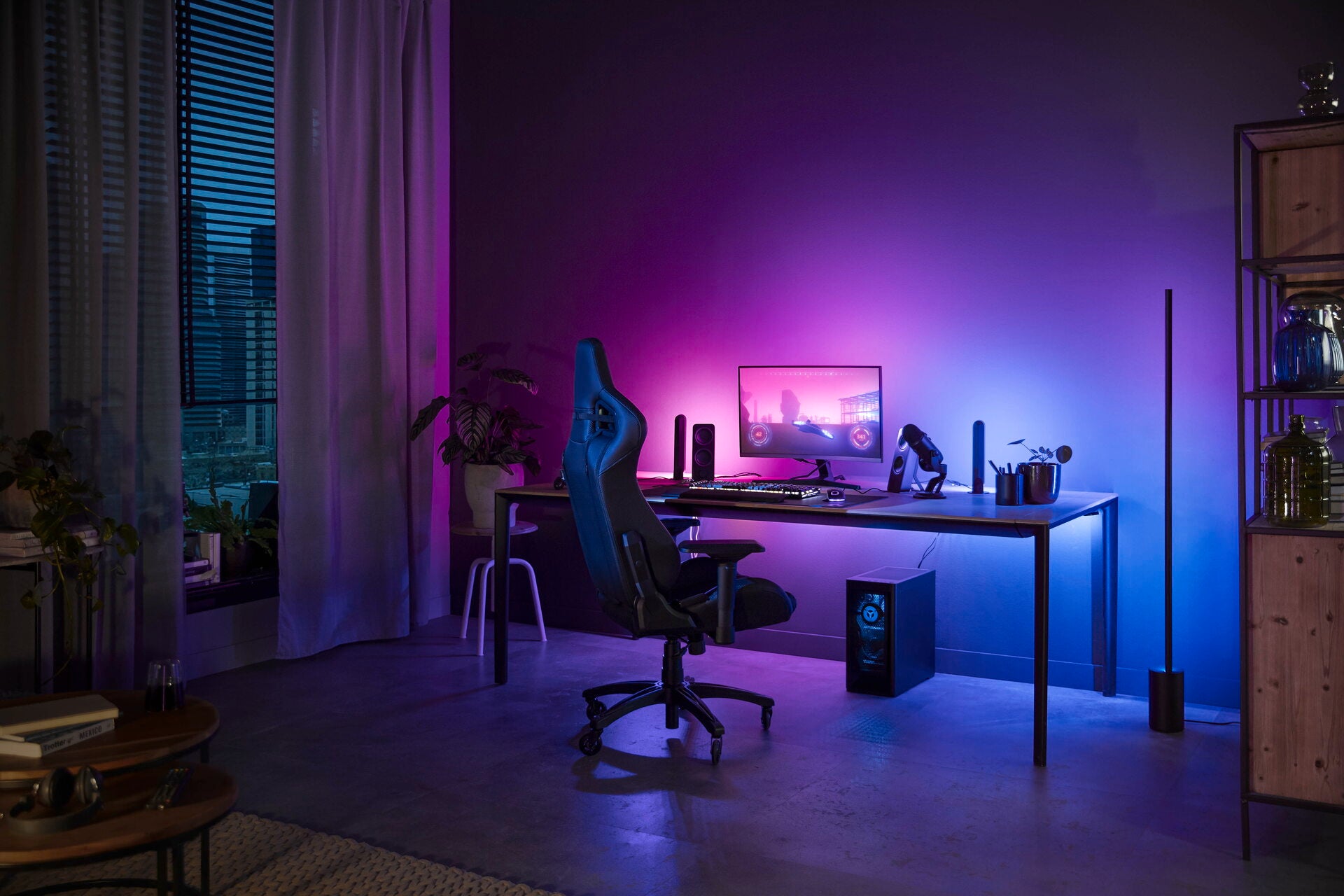 Philips Hue Play Gradient PC Lightstrip 24/27”